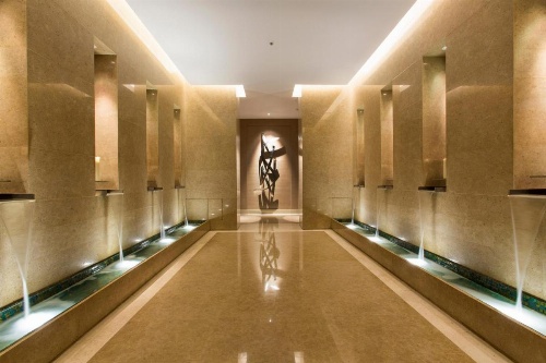 Four Seasons Hotel Riyadh at Kingdom Centre image 10